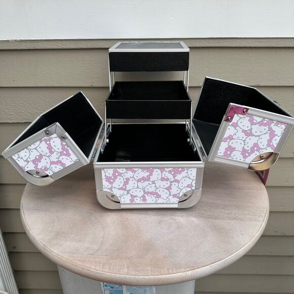 Sanrio Hello Kitty x Impressions Vanity SlayCube White Makeup Travel Case NEW - Picture 15 of 16